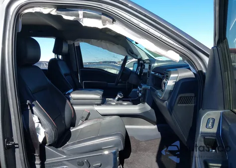 2022 Ford F-150 Lariat z USA, uszkodzony, nr VIN 1FTFW1E81NFB11691